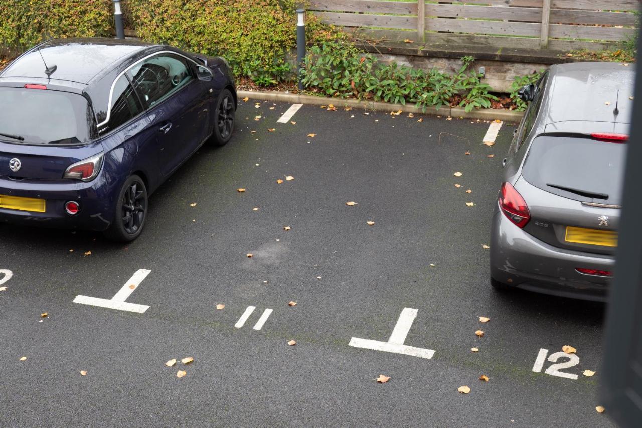 Apartment Penley's Mews - Centre + Free Private Parking