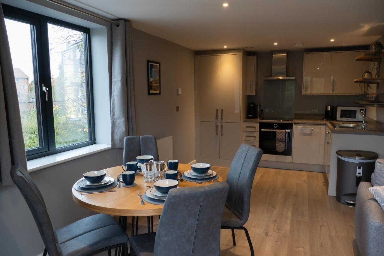 Penley's Mews - Centre + Free Private Parking Apartment *